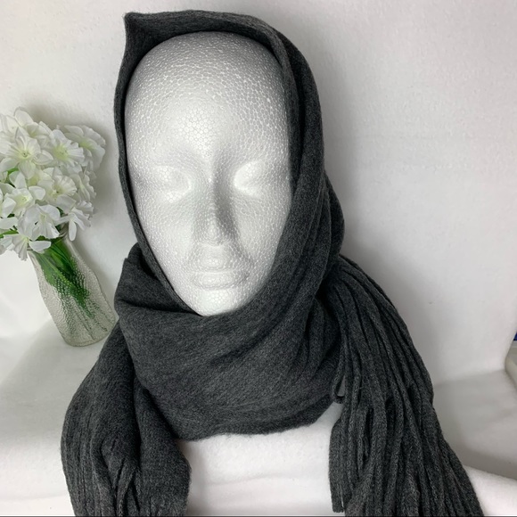 Lucky Brand Fringed Scarf Soft Brushed Gray NWT - Picture 2 of 10